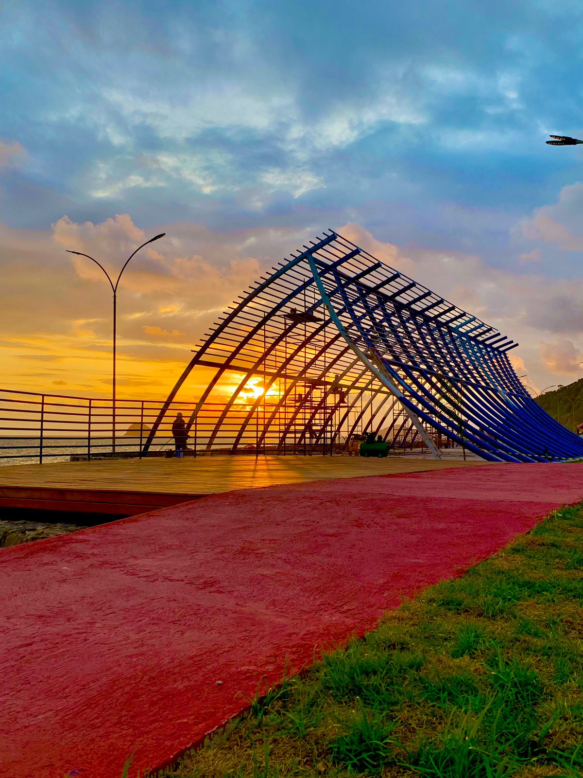 Praça do Pôr do Sol - JR Terraplanagem